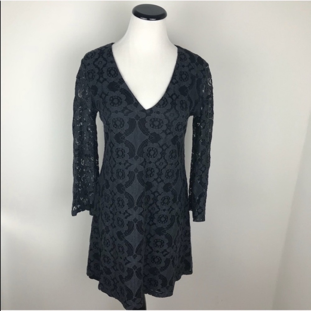 Astr Black Lace Bell Sleeve Dress